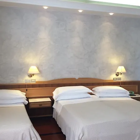 Vienna Touring Hotel