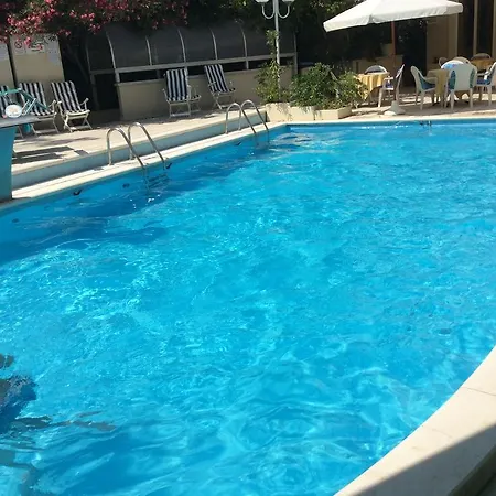 Vienna Touring Hotel