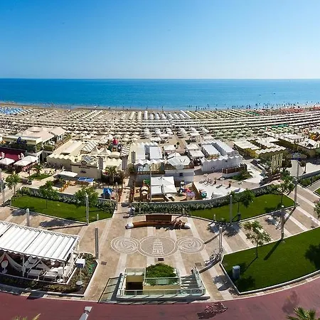 Vienna Touring 4* Riccione