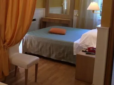 Vienna Touring Hotel