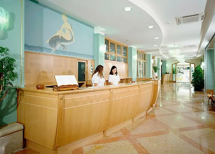 Vienna Touring 4*