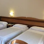 Vienna Touring 4*