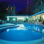Vienna Touring 4*