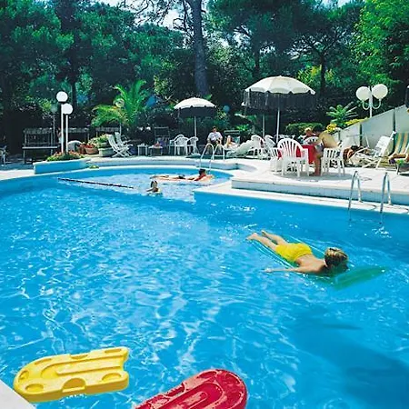 Vienna Touring 4* Riccione