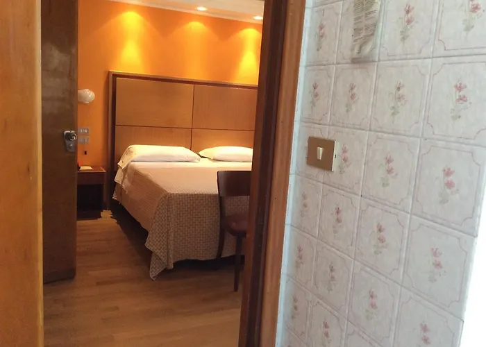 Vienna Touring Hotel 4*