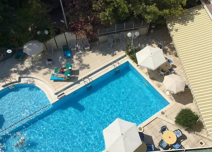 Szálloda Vienna Touring 4*