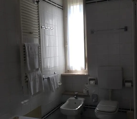 Vienna Touring Szálloda Riccione