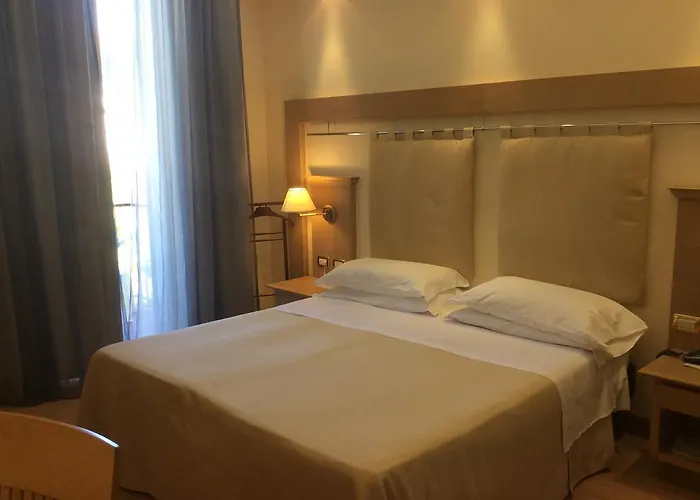 Vienna Touring Hotel 4*