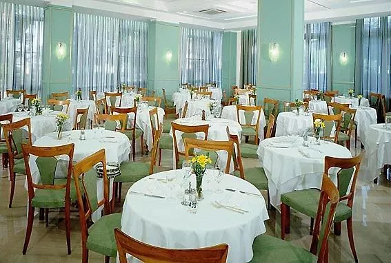 Hotel Vienna Touring