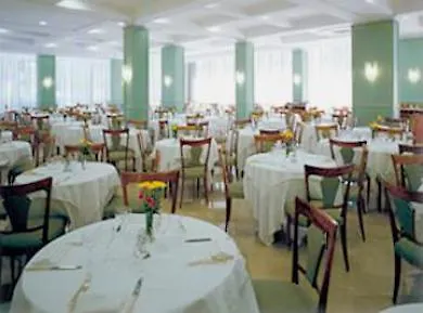 Szálloda Vienna Touring 4*